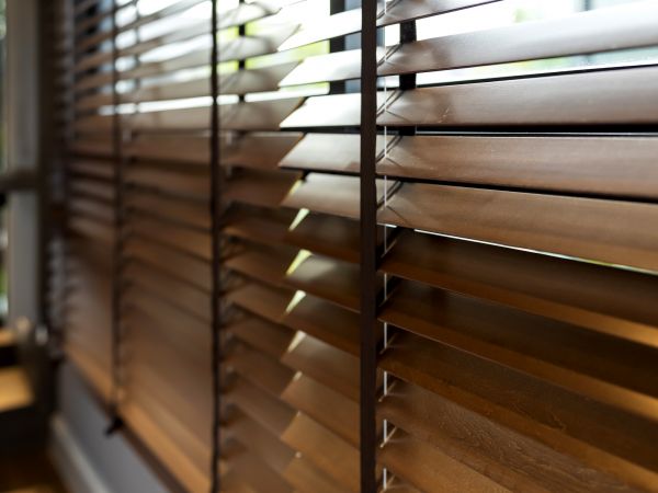 Venetian Blinds Installation