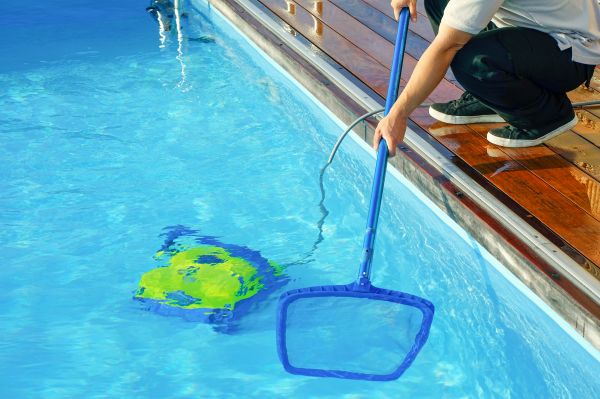 Swimming Pool Debris Removal - Swimming Pool Debris Removal Duluth, Minnesota